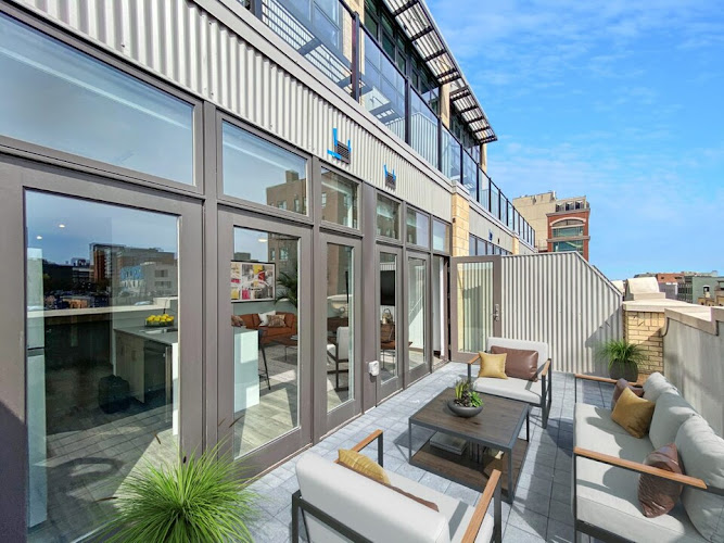 Montgomery House Apartments