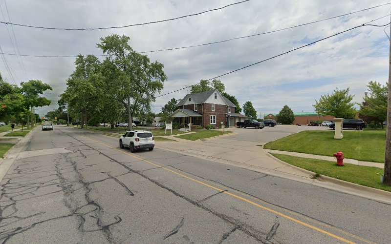 The Cutting Edge Salon